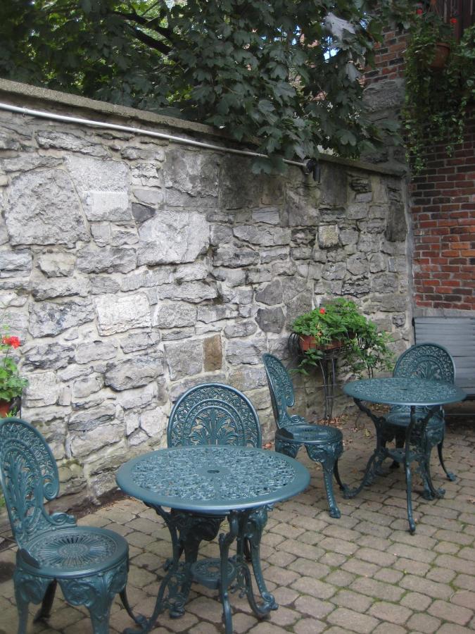 Auberge Bonsecours Montreal Exterior foto